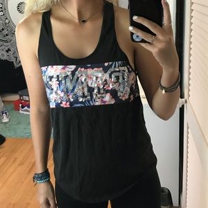 Tank top (vs pink)